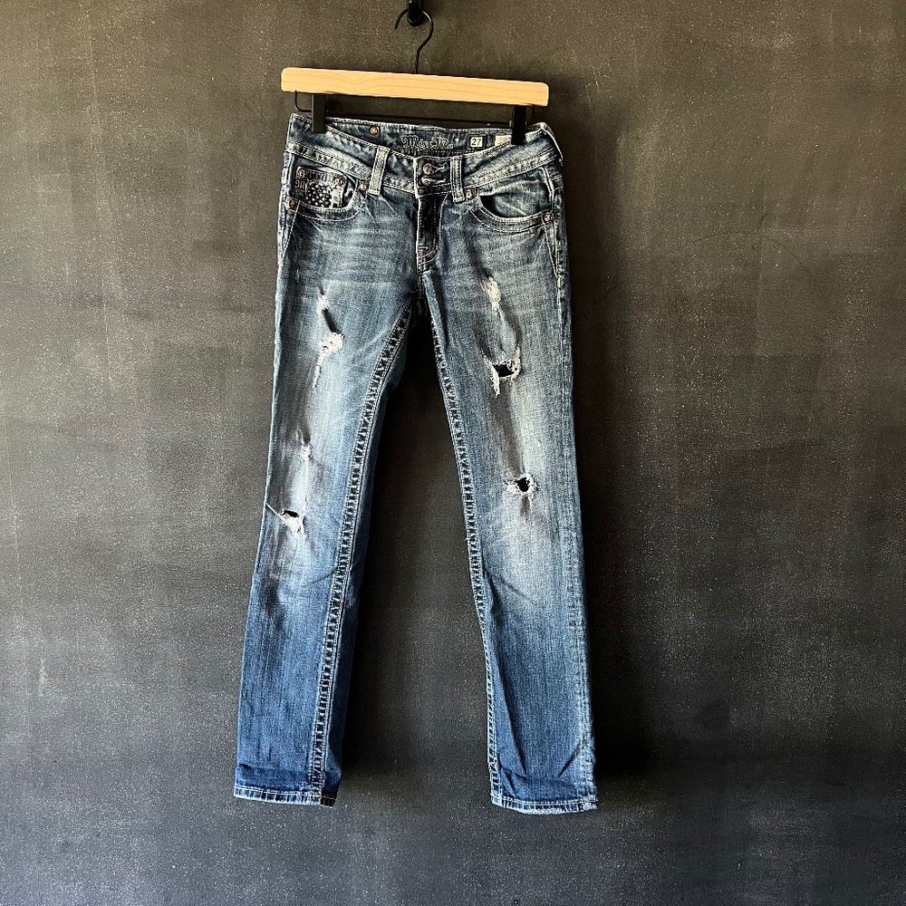 Miss Me Straight Leg Jeans SIZE 27